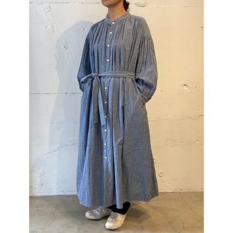 UNIVERSAL TISSU ソフトデニムへリンボン ギャザーシャツドレス ライトブルー