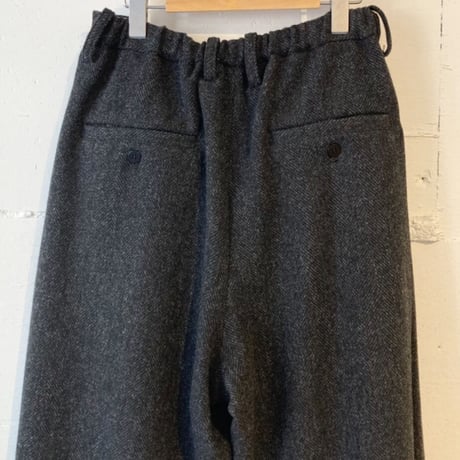 TISSU オリジナルウールへリンボン タックパンツ size3 クロへリンボン
