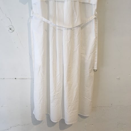 UNIVERSAL TISSU　クラシック天竺 タックワンピース　白