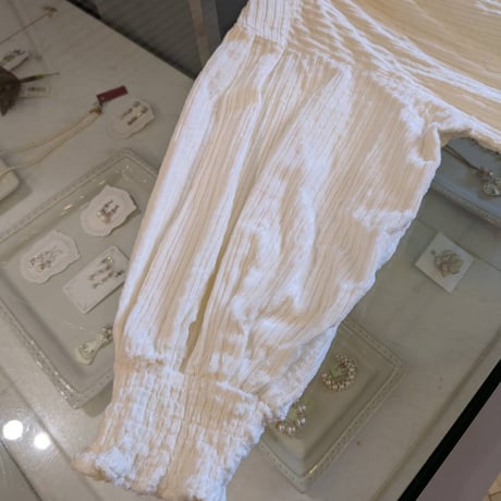 【UNIVERSAL TISSU】親子コーデュロイシャーリングブラウス