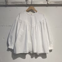 UNIVERSAL SEVEN USAコットン クラシックギャザープルオーバー シロ