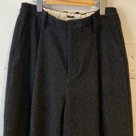 TISSU オリジナルウールへリンボン タックパンツ size3 クロへリンボン