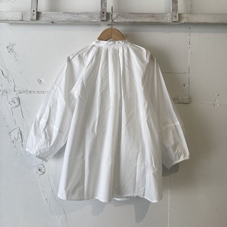 UNIVERSAL TISSU ボウタイブラウス シロ