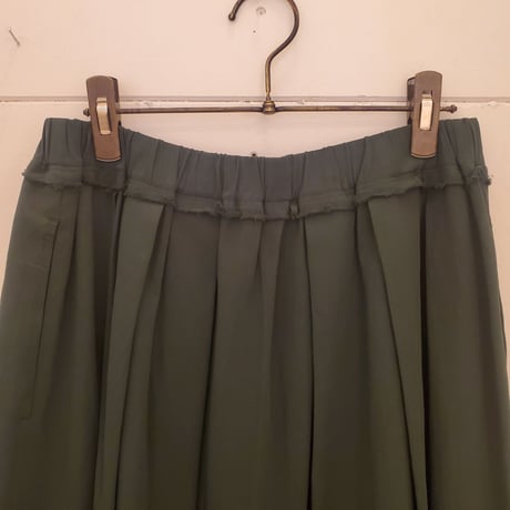 【OUVERT】強撚ガスボイルビエラカットオフベルトスカート　GREEN