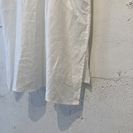 UNIVERSAL TISSU フレンチリネン シャツドレス オフ