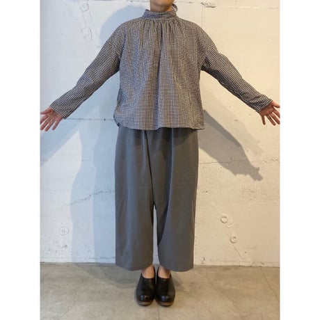 grin モノトーンチェック ハイカラープルオーバー ギンガム