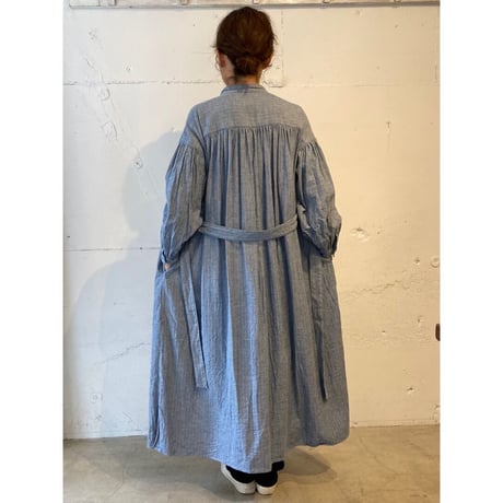 UNIVERSAL TISSU ソフトデニムへリンボン ギャザーシャツドレス ライトブルー