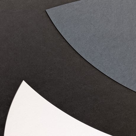 ジュリアン・オピー「Paper Head 6」ﾚｰｻﾞｰｶｯﾄﾐｭｰｼﾞｱﾑﾎﾞｰﾄﾞ