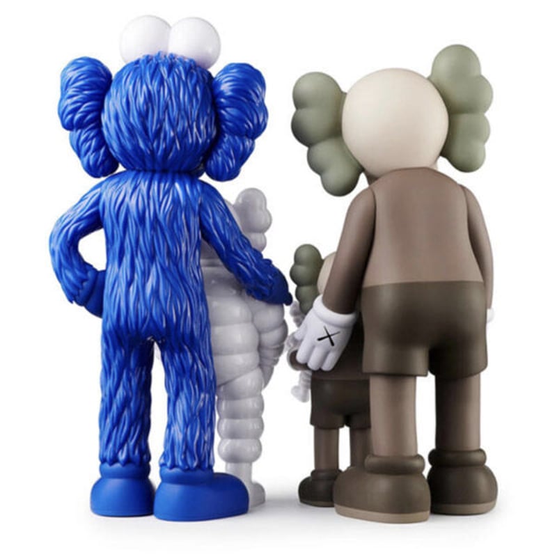 【新品・未開封】KAWS FAMILY BROWN/BLUE/WHITE KAWS FAMILY BROWN/BLUE/WHITE