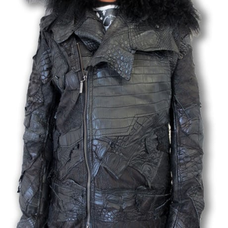 ヤスユキイシイ | STORES