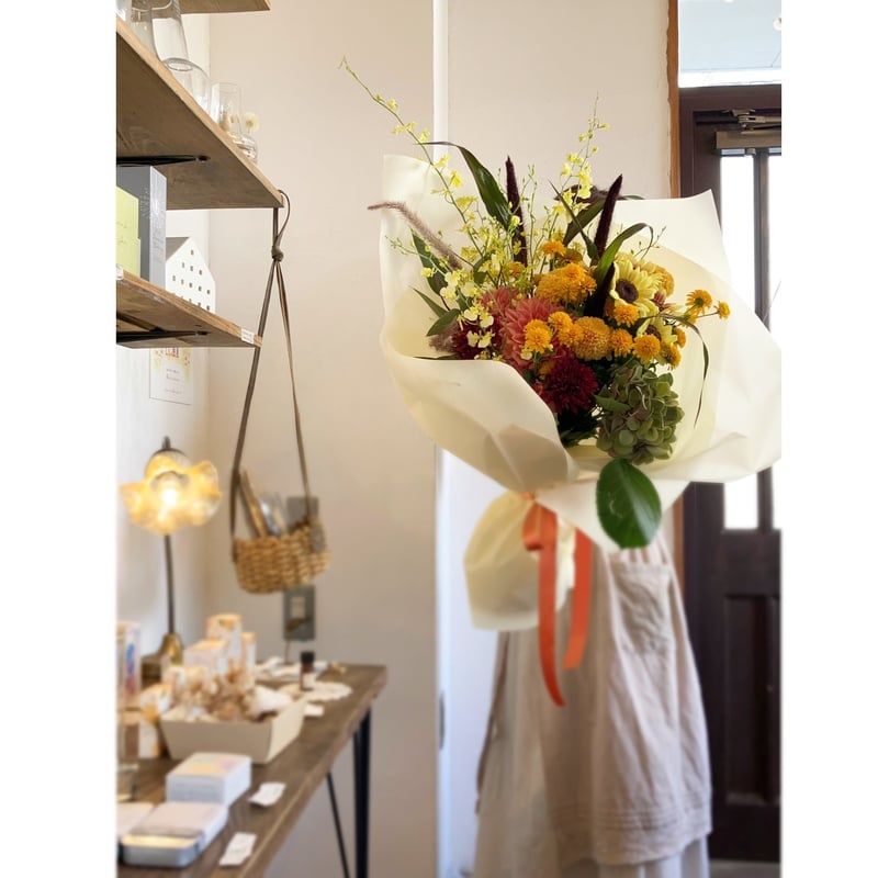 秋冬 季節の花束 | hanatozakkaogue'