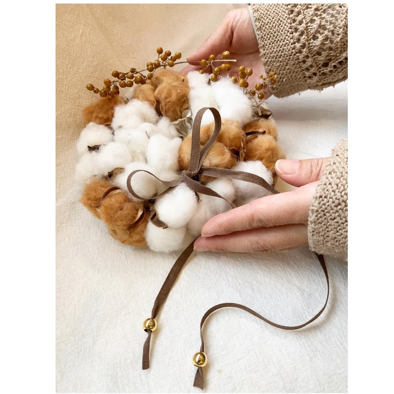 ふかふかあったかコットンフラワーのリース | hanatozakkaogue'