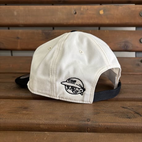 C LOGO TWO-TONE CAP [WHT×BLK]