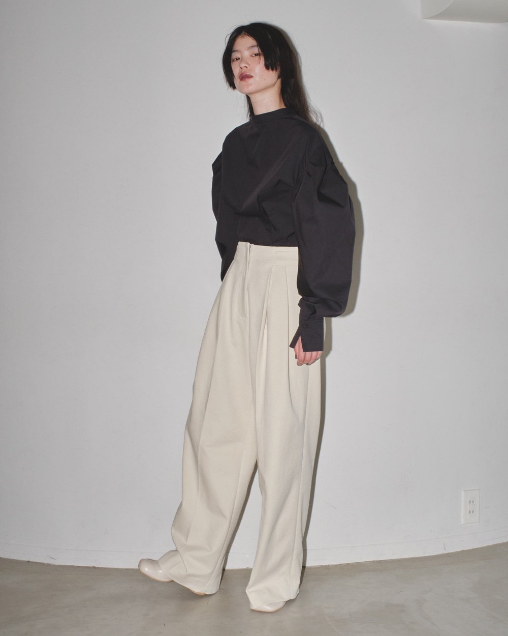 Peachskin Tuck Trousers | roly poly r