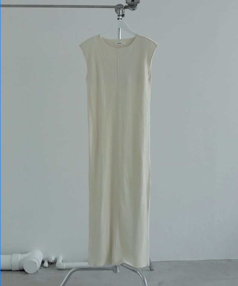 新品・未使用品　anuke Cutoff Rib Onepiece クリーム anuke ANUKE (アンヌーク）Cutoff Rib Onepiece 即日発送