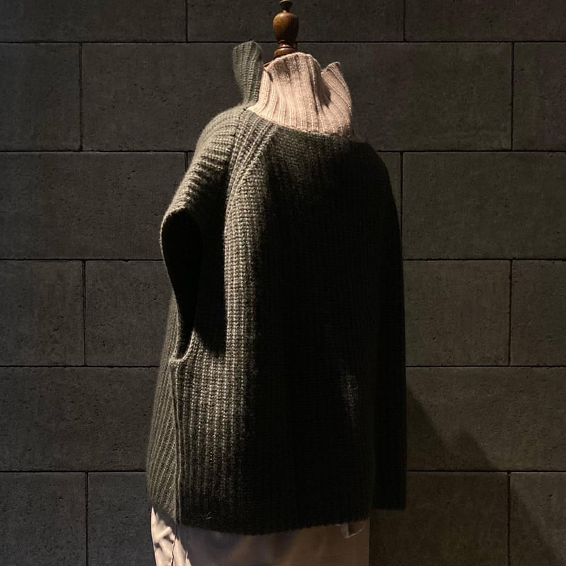 クリステンセンドゥノルド 23AW F-359 カシミアベスト ネイビー系 kristensen DU NORD F-359 カシミアベスト | kanal