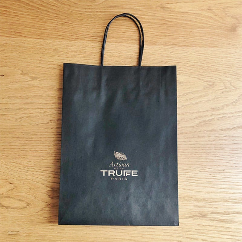 At Last &CoアットラストTALESOFTOMORROW”ペーパーバッグ Artisan de la Truffeロゴ入り手提げペーパーバッグ（小） | STILLROOM