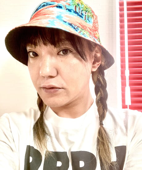 数量限定！ROMANCE HAWAIIAN REVERSIBLE BUCKET HAT