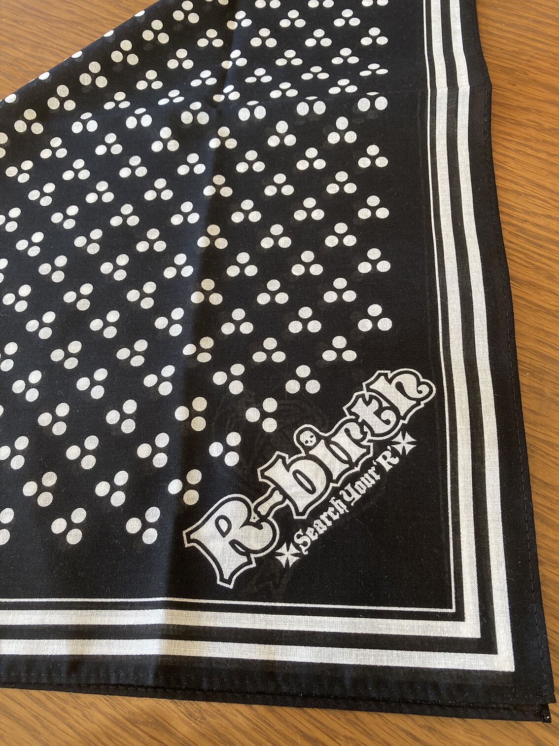 CHAOS 3DOTS BANDANA | R-birth