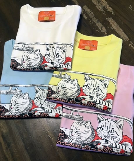 TRUE CAT ROMANCE T-shirts