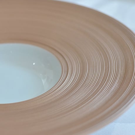 [ J.L Coquet - ジャン・ルイ・コケ ] < Hémisphère - エミスフェール > リム深皿 23cm  ローズメタリック