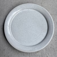 渡邉由紀　リム皿　８寸　白貫入