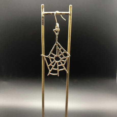 蜘蛛の網ピアス(BR)