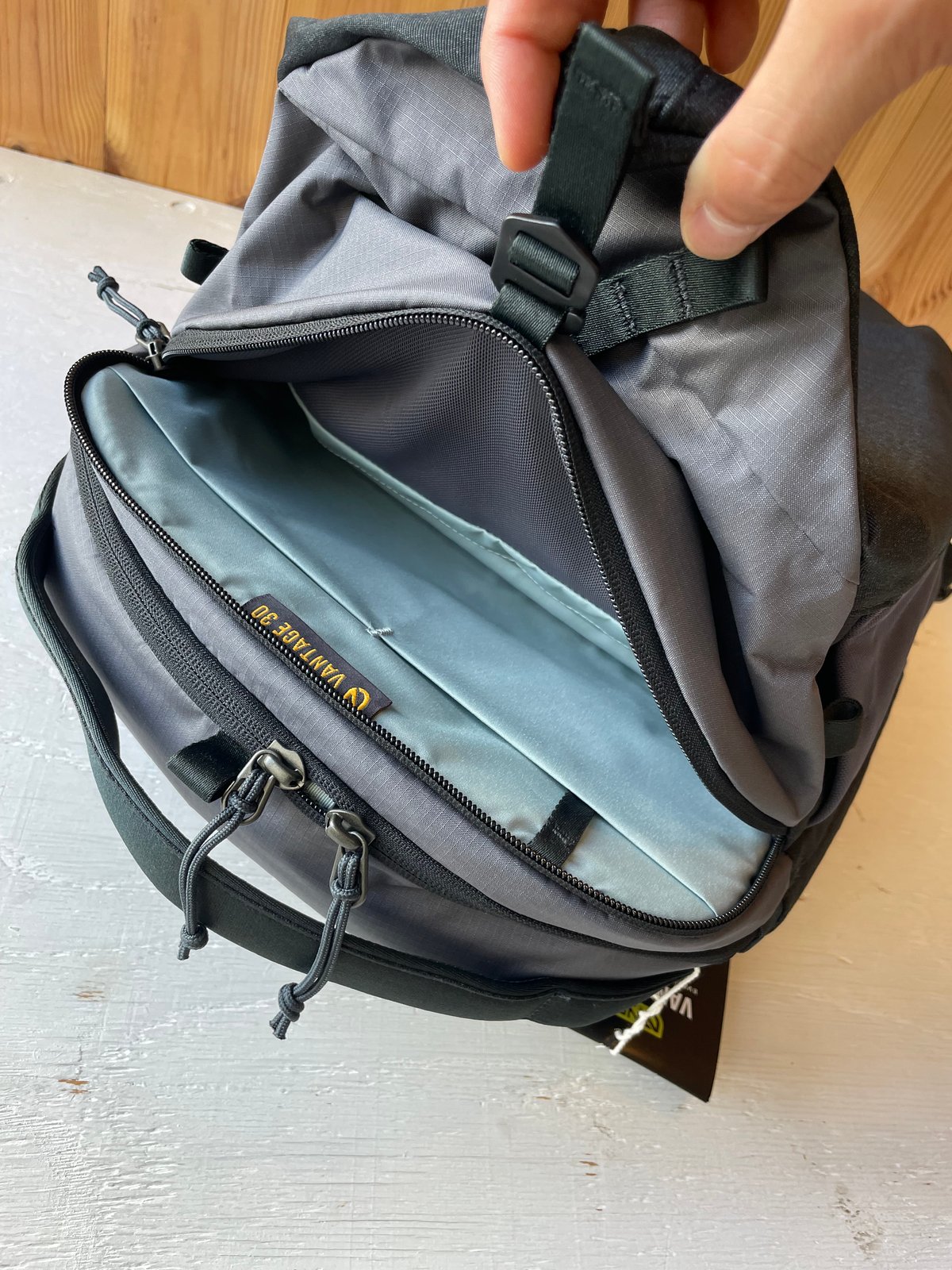 Vantage™ 30L Endless Promise® バンテージ™ 30L エンドレスプ
