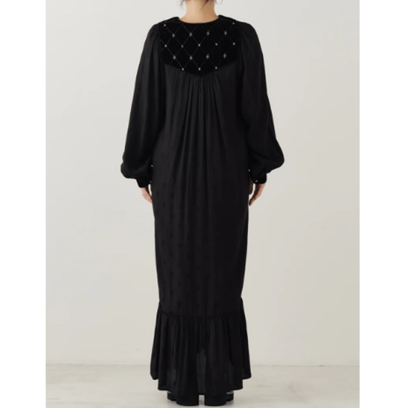 Velvet Beads Embroidery Dress（ウィメンズ）/ Sara mall
