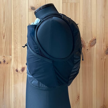ACTIVE SKIN 4 NO FLASKS アクティブスキン4 フラスク無し / SALOMON サロモン