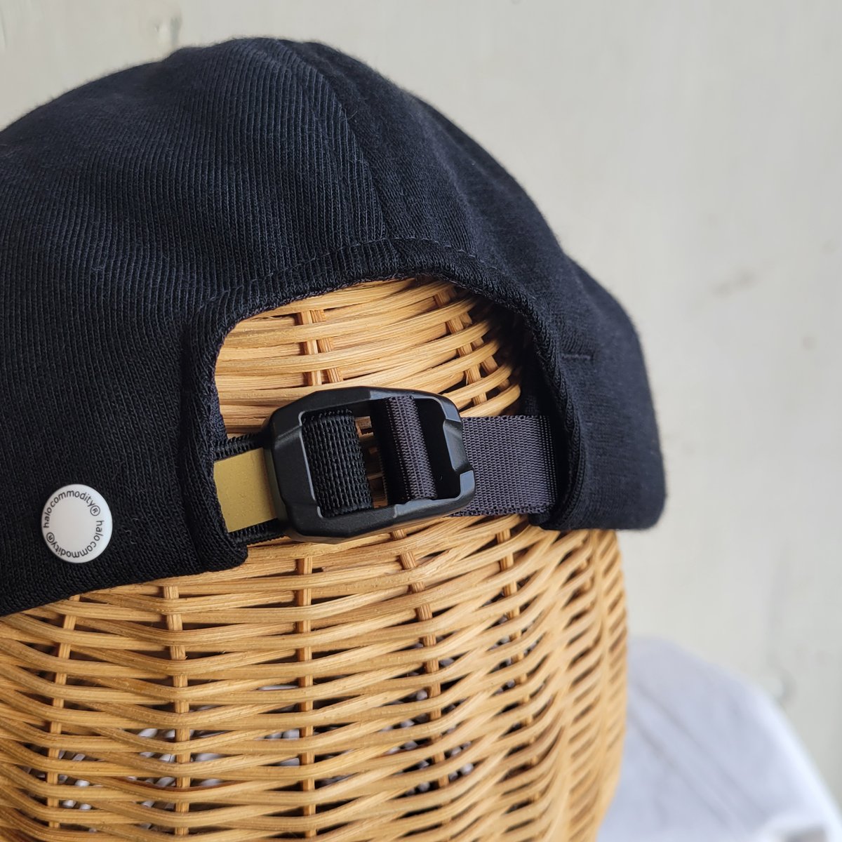 Found 2 Cap (HL-1057) / halo commodity | BUDPAL