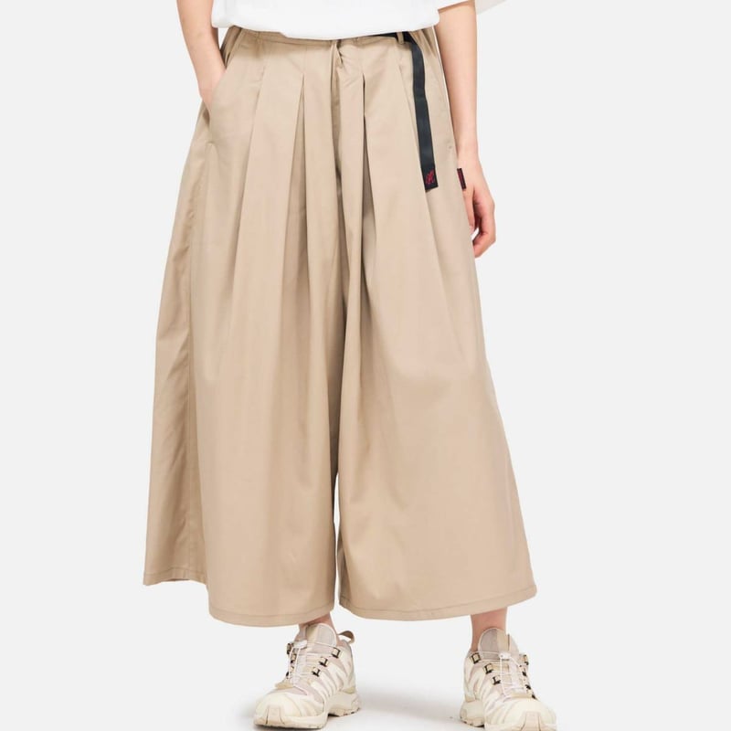 ストレッチギャバジンフレアパンツ（ウィメンズ）/ GRAMiCCi