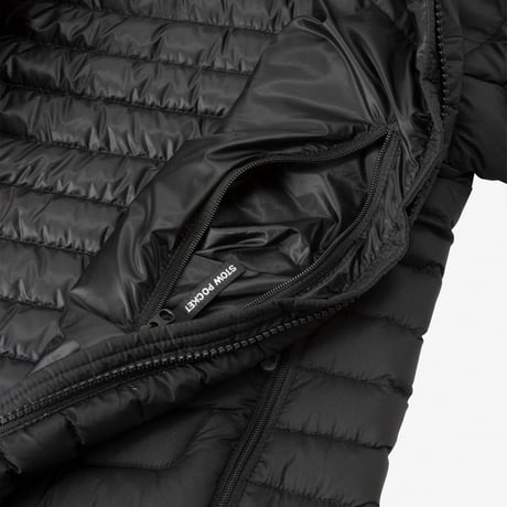 サンダーラウンドネックジャケット（レディース）/ THE NORTH FACE ノースフェイス