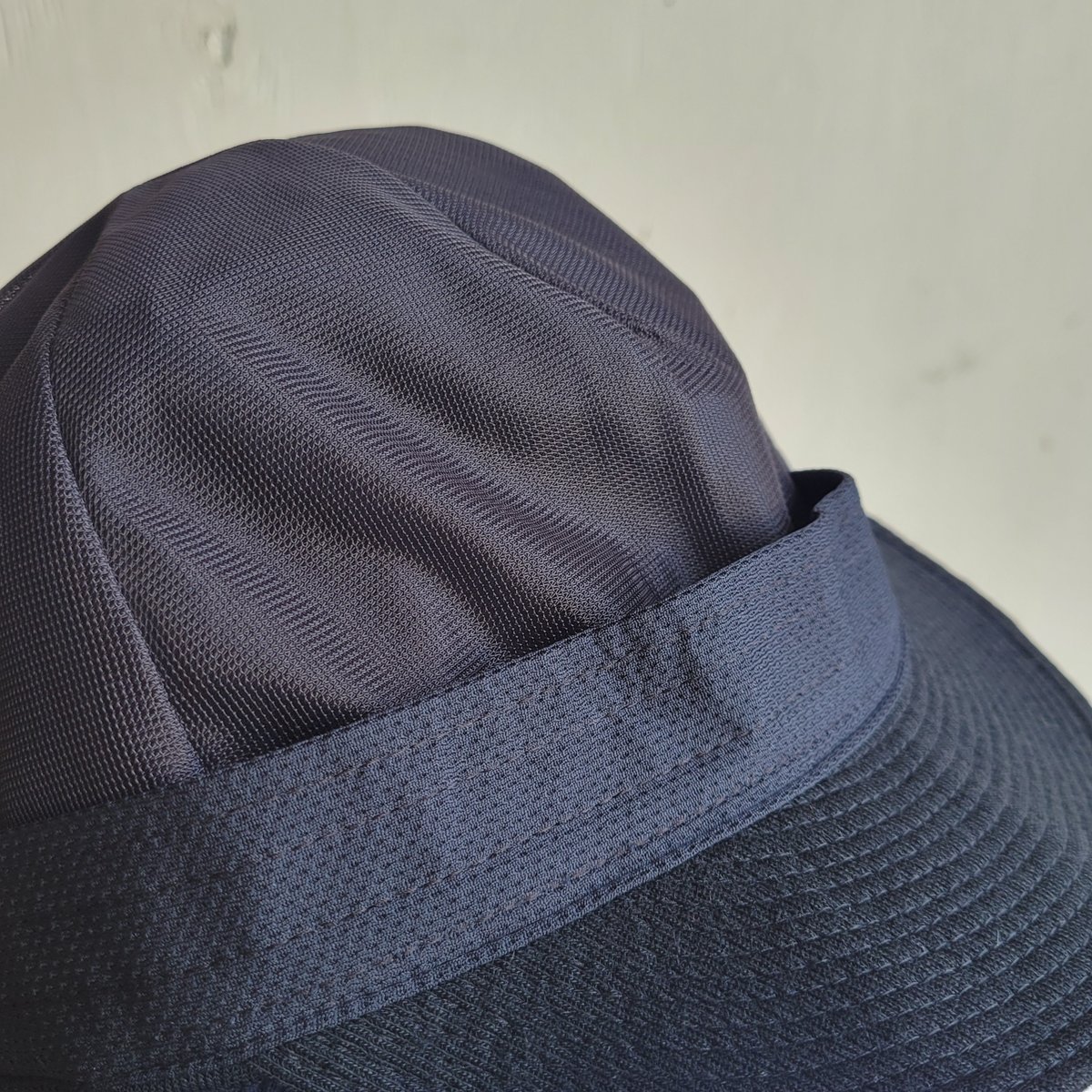 Found 2 Cap (HL-1057) / halo commodity | BUDPAL