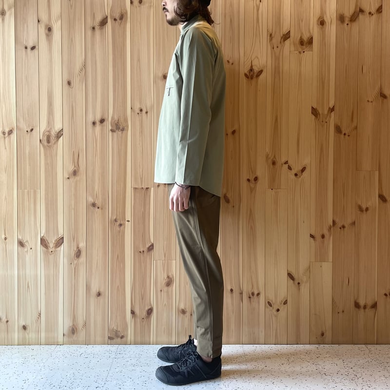 ソフトシェルのパンツ / AXESQUIN ELEMENTS（アクシーズクイン