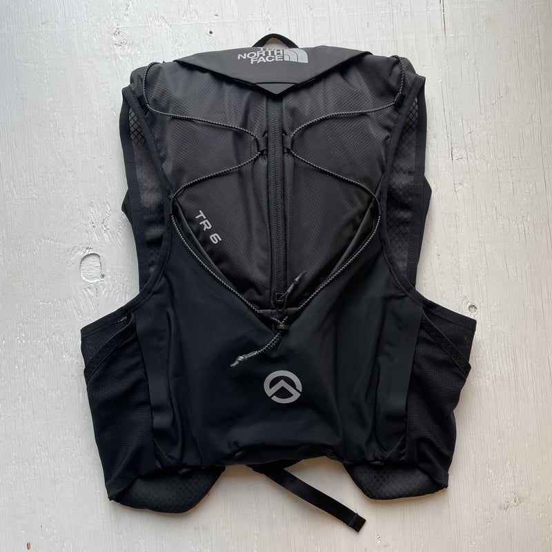 THE NORTH FACE TR 6 トレイルランニングベスト S THE NORTH FACE TR 6 トレイルランニングベスト S 公式】ティーアール6