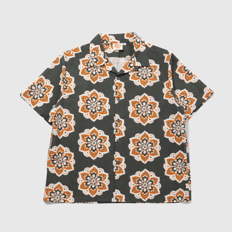 SHORT SLEEVE SHIRT / HAVE A GRATEFUL DAY