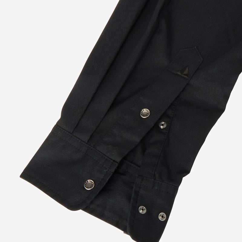 ロングスリーブロックステディチノシャツ（ユニセックス）/ THE NORTH