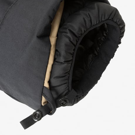 サンダーラウンドネックジャケット（レディース）/ THE NORTH FACE ノースフェイス