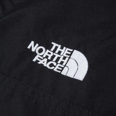 コンパクトフーデッドベスト（ユニセックス）/ ザ・ノースフェイス THE NORTH FACE