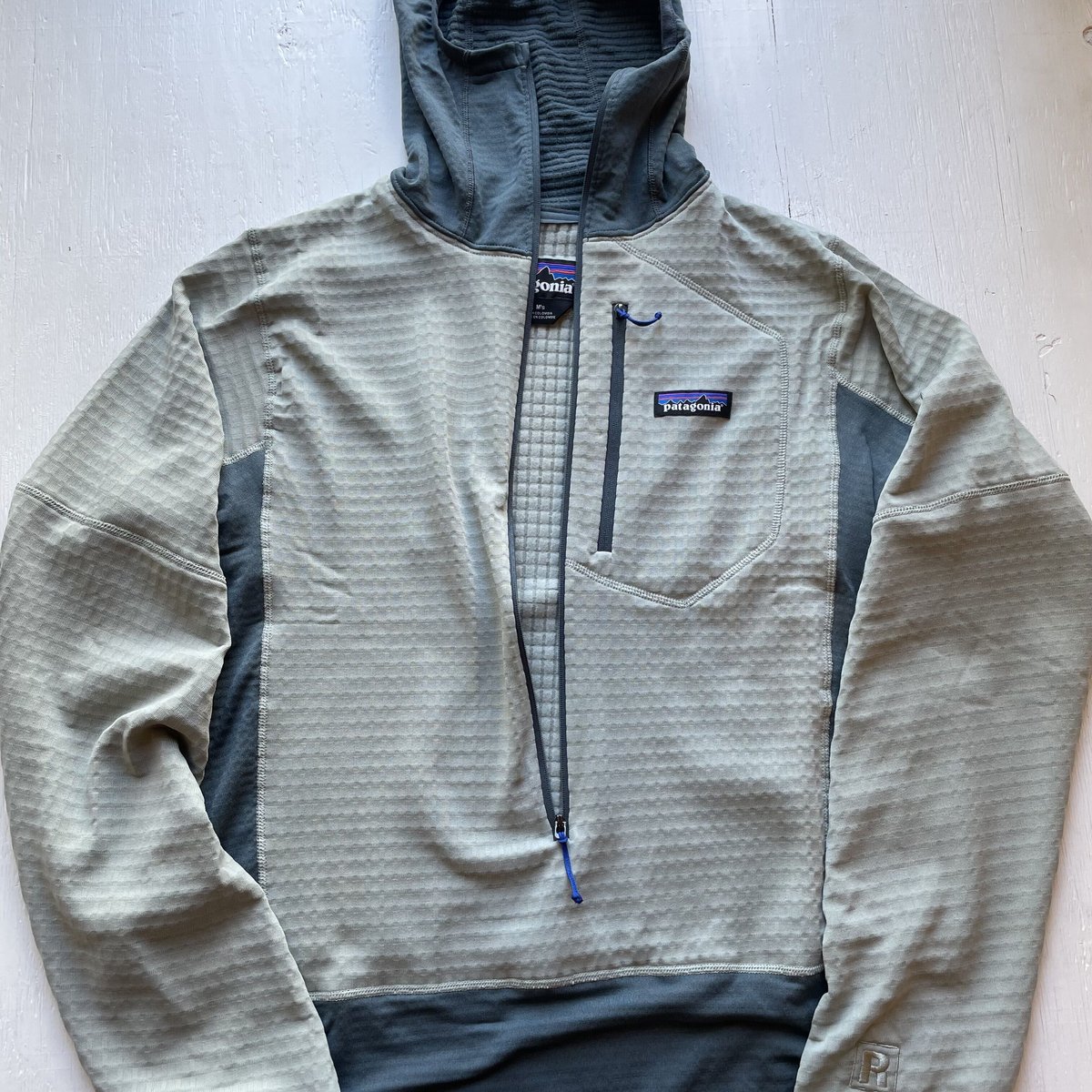patagonia メンズ・R1プルオーバー・フーディ S 【公式通販】