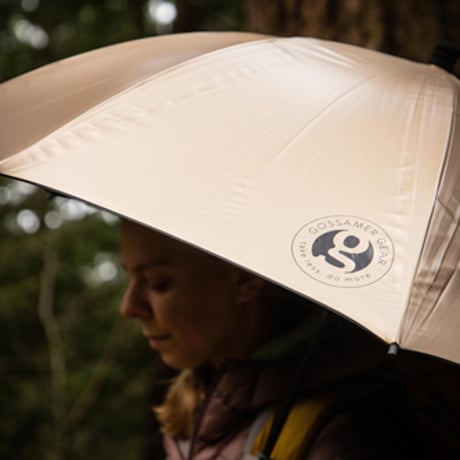 GOLD DOME ULTRALIGHT UMBRELLA（ゴールドドームウルトラライトアンブレラ）/ Gossamer Gear（ゴッサマーギア）