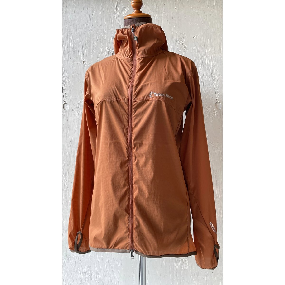 入手困難！新品未使用！ティートンブロス ウインド・リバー・フーディ