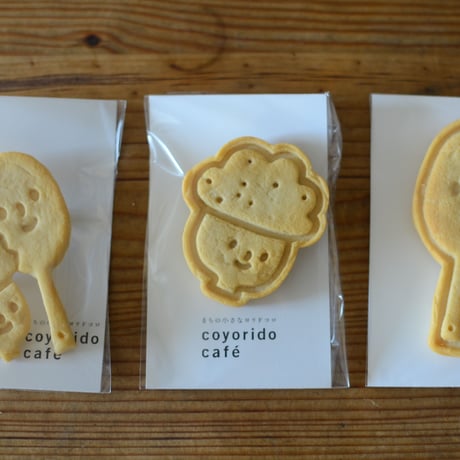 こよりどうクッキーのブローチ