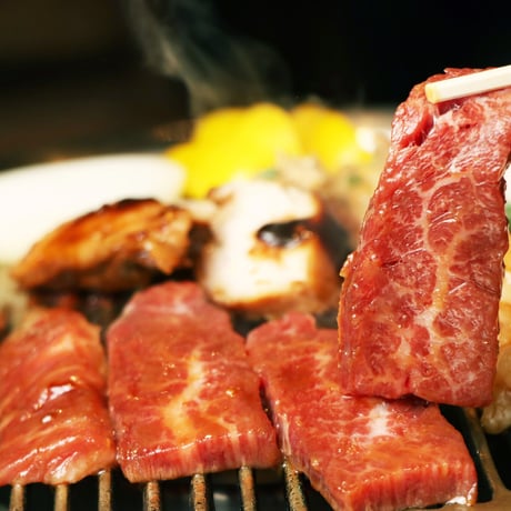 総重量1kg！プレミアム食べ比べセット　《鹿児島県産黒牛（赤）400g・薩摩牛（上赤）400g・黒毛和牛上ホルモン200g》※つけだれ・もみだれセット