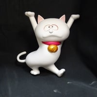 ONOTAKU「猫 (立体造形)」 9×9×5cm  　「Cat (three-dimensional modeling)」