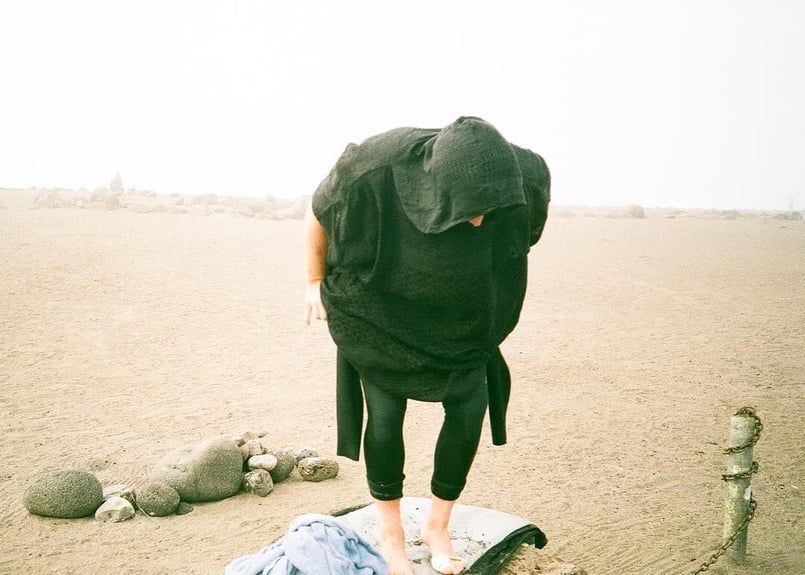 ウィンダンシー　WIND AND SEA×Hurley フード付きサウナポンチョ ウィンダンシー WIND AND SEA×Hurley フード付きサウナポンチョ