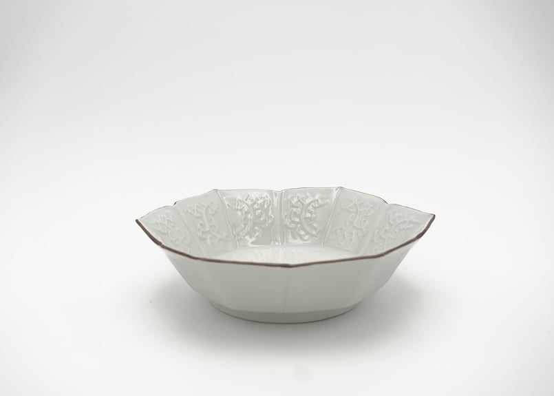 【蝶豆 】ヨルダン館　 225g 2個 宮吉製陶｜ 7寸陽刻キキョウ形鉢 | セラボクタニ公式オンライン