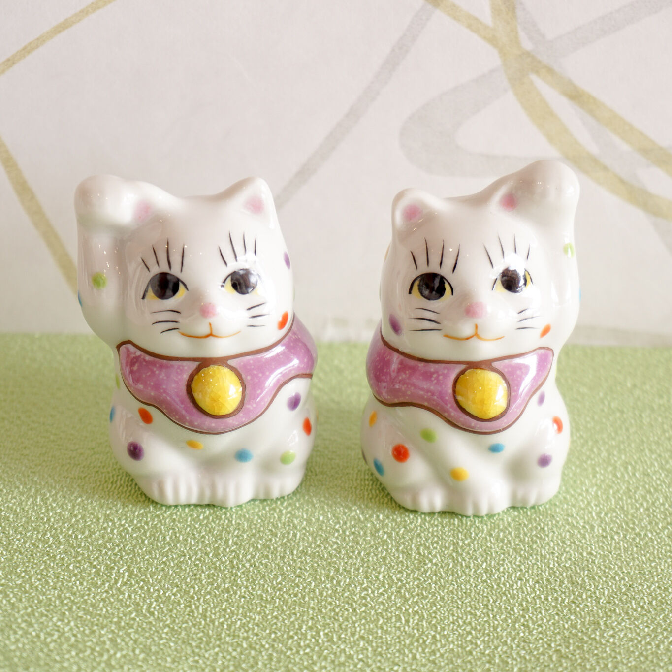 宮創製陶所｜1.5寸招き猫(薄紫色) | セラボクタニ公式オンラインショップ