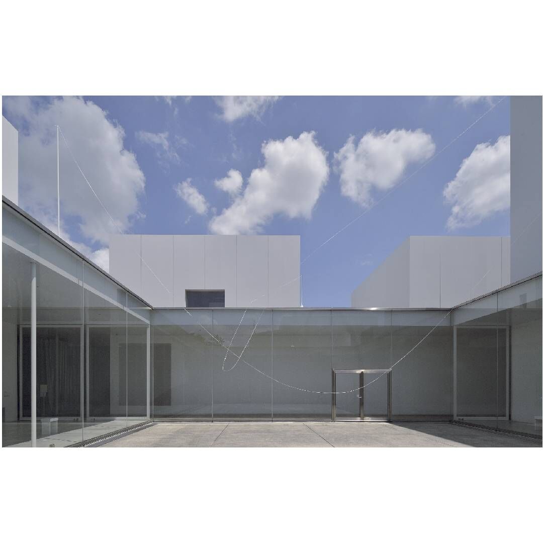 内藤礼　うつしあう創造　特装版 特装版】内藤礼｜うつしあう創造 | HeHe